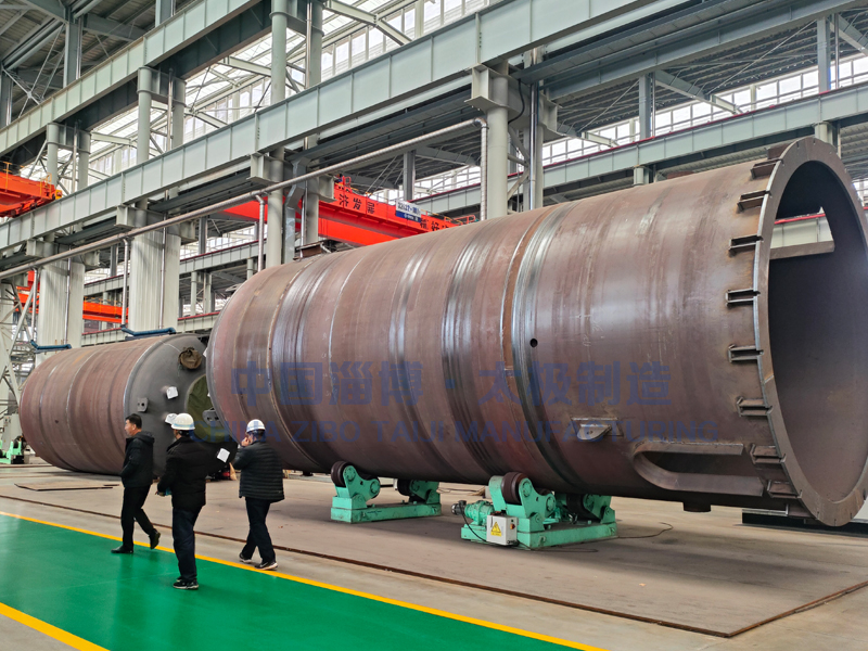 國外客戶實地檢驗 高度認可太極搪玻璃設(shè)備