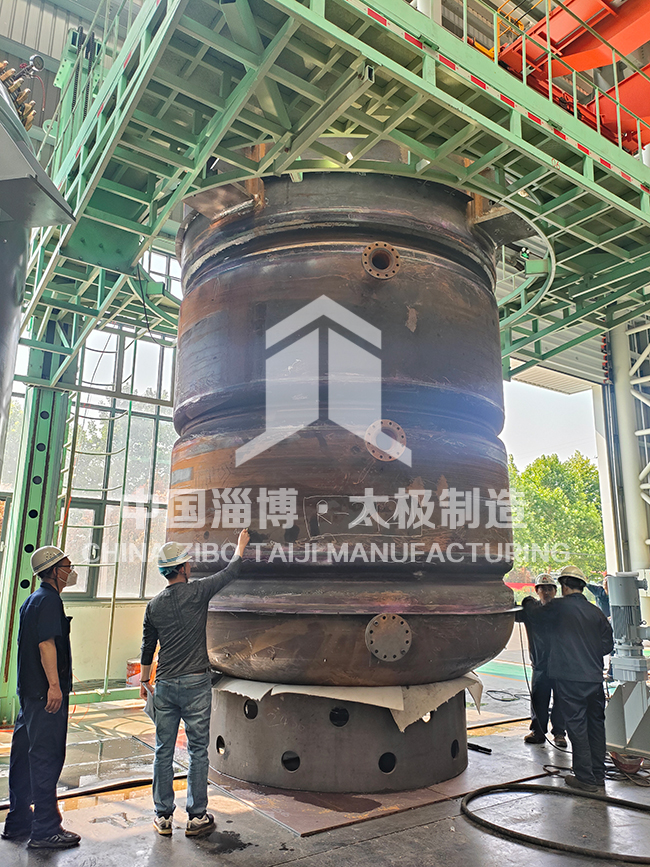 匠心淬煉，品質(zhì)無界！國外客戶定制的搪玻璃反應(yīng)釜全部一次性通過嚴(yán)苛質(zhì)檢